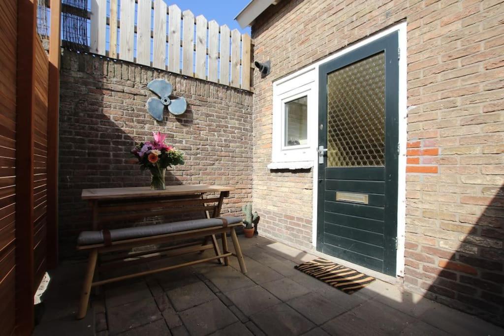 Zomerhuis Benita'S Met Parkeer Plaats Noordwijk Exterior foto